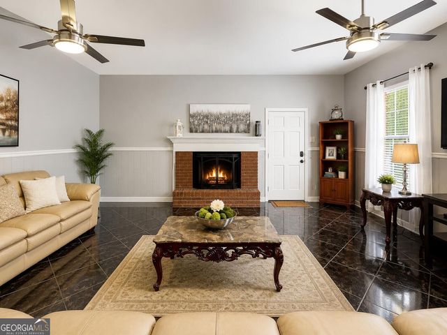1950 Honeybee Creek Drive, Griffin, GA 30224