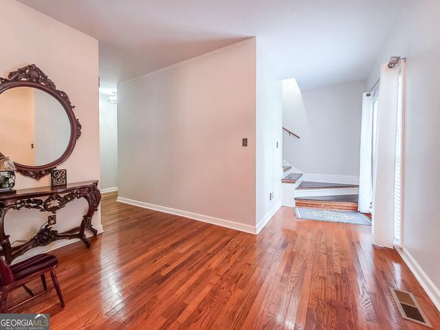 1950 Honeybee Creek Drive, Griffin, GA 30224