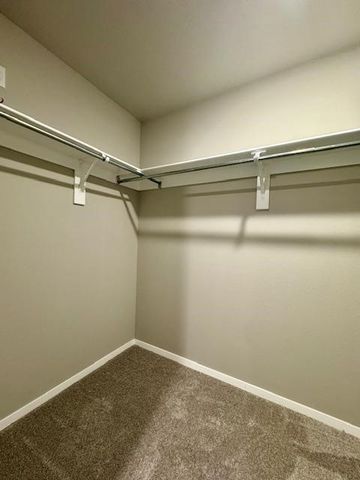 2006 E Annette Drive, Siloam Springs, AR 72761