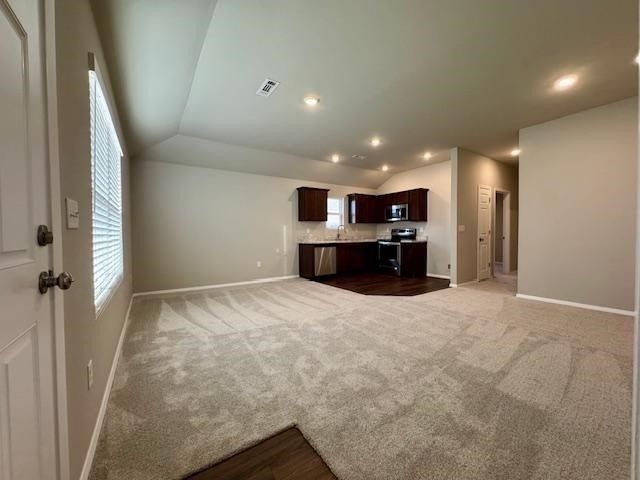 2006 E Annette Drive, Siloam Springs, AR 72761