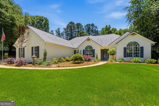 25 Brikdale Court, Newnan, GA 30265