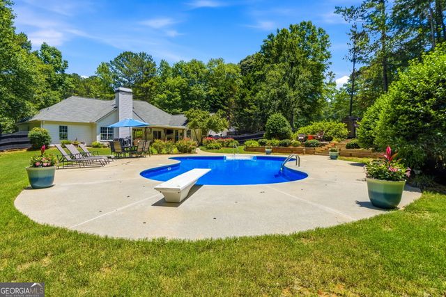 25 Brikdale Court, Newnan, GA 30265