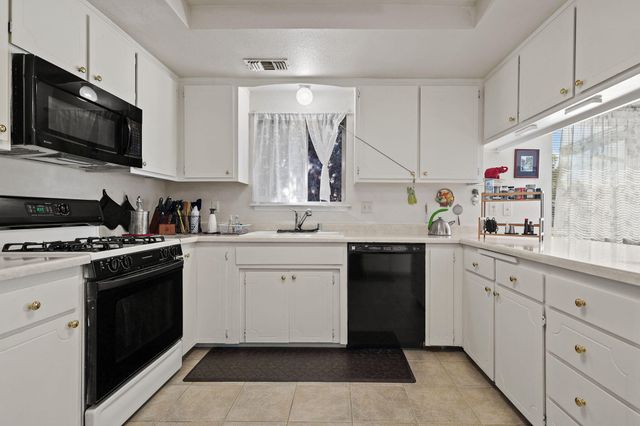 2872 Harlan Drive, Redding, CA 96003