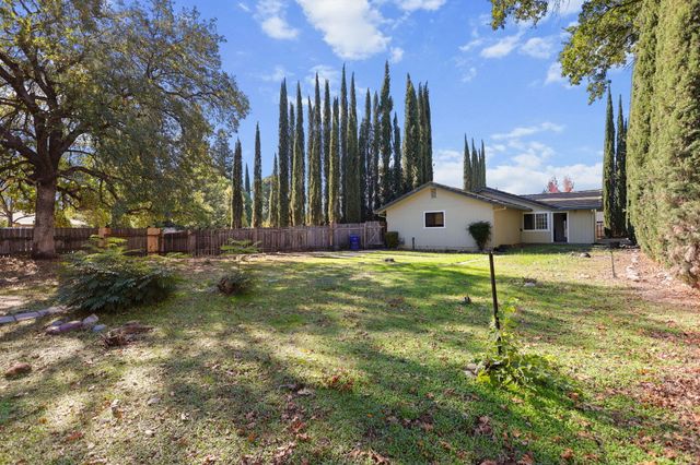 2872 Harlan Drive, Redding, CA 96003