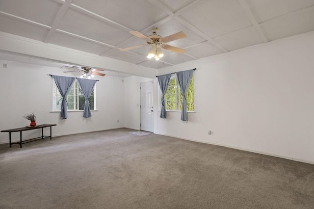 2872 Harlan Drive, Redding, CA 96003