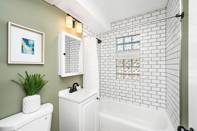 5205 Jersey Avenue N, Crystal, MN 55428