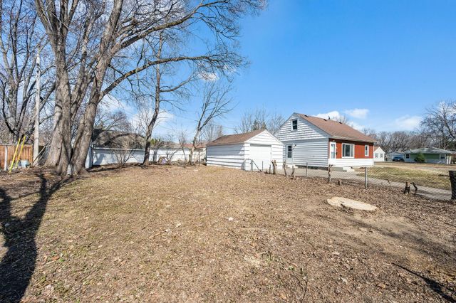 5205 Jersey Avenue N, Crystal, MN 55428