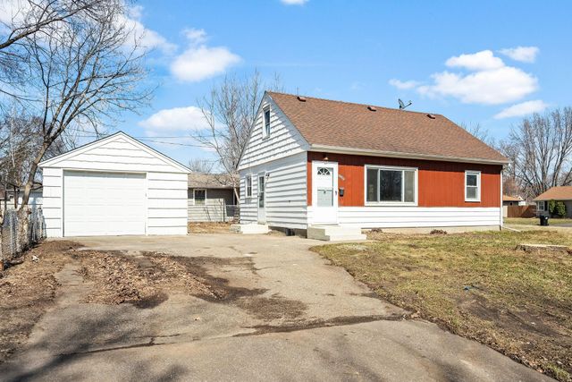 5205 Jersey Avenue N, Crystal, MN 55428