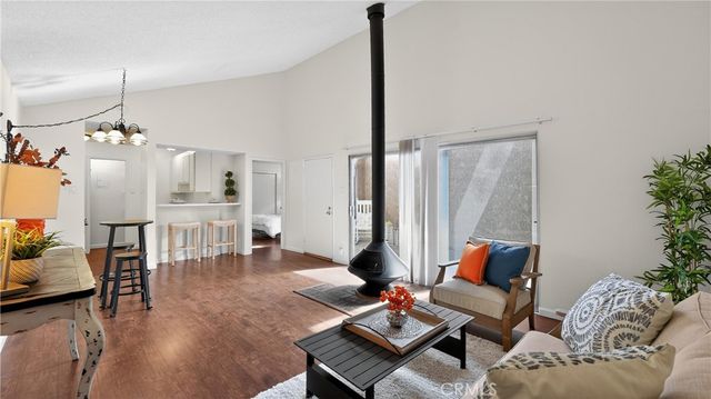 7890 E Spring 19A, Long Beach, CA 90815