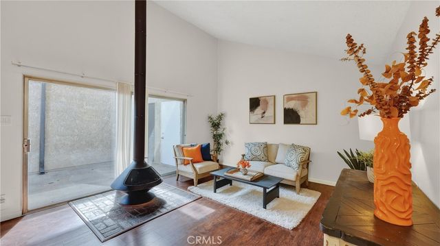 7890 E Spring 19A, Long Beach, CA 90815