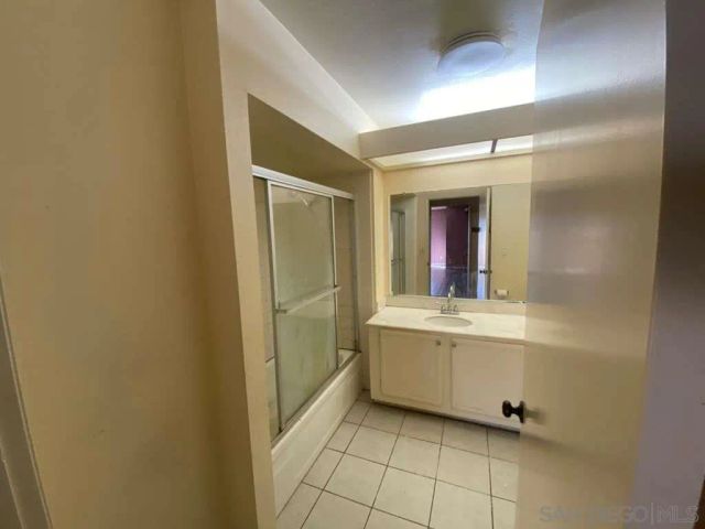 11174 Kelowna Rd, San Diego, CA 92126