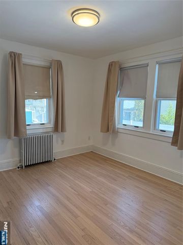 328 Lambert Avenue, Northvale, NJ 07647