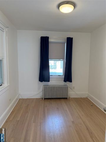 328 Lambert Avenue, Northvale, NJ 07647