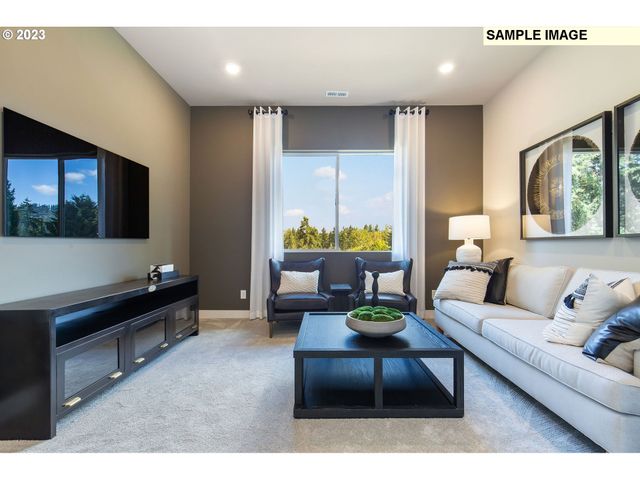 441 W IVY St, Washougal, WA 98671