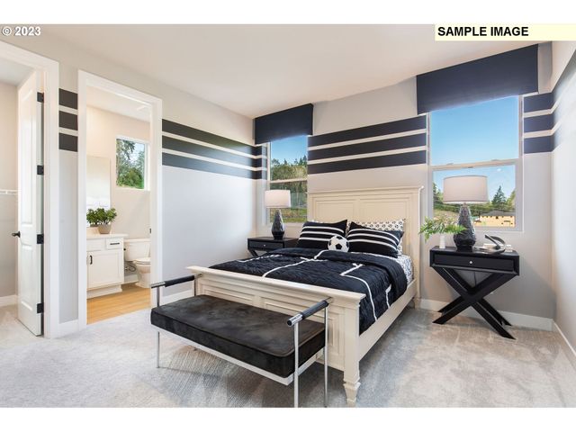 441 W IVY St, Washougal, WA 98671