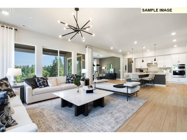 441 W IVY St, Washougal, WA 98671