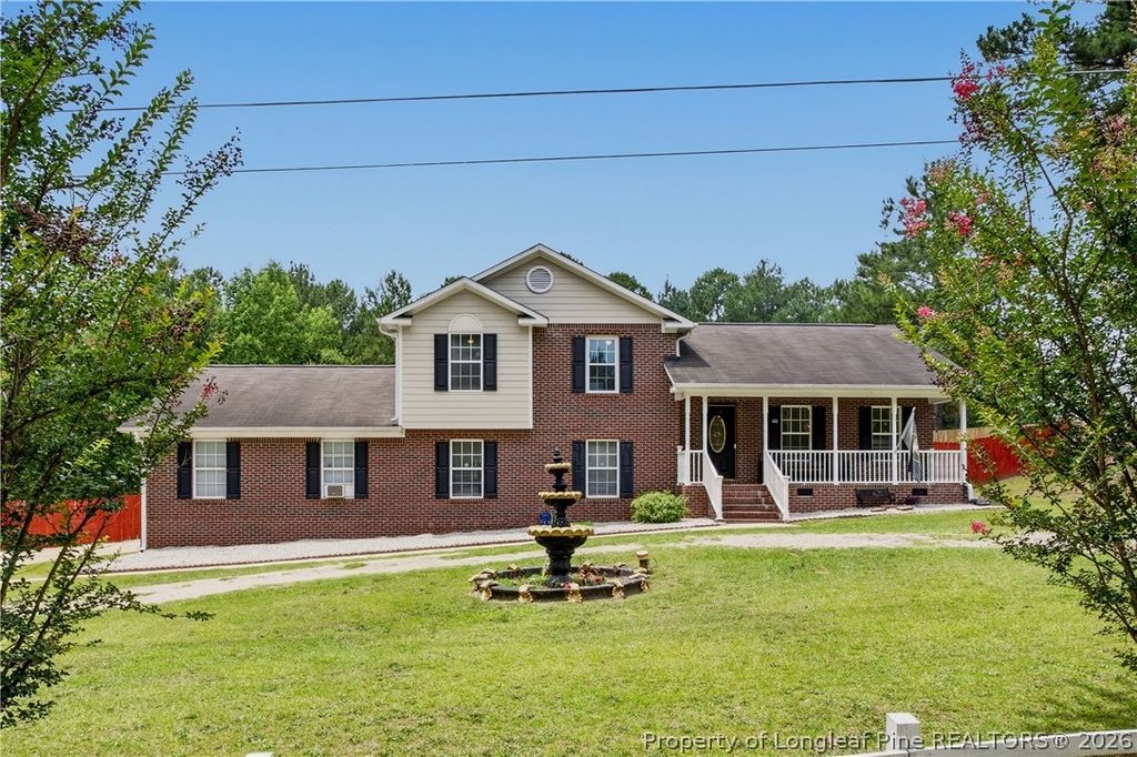 817 Hobson Road, Raeford, NC 28376 — exterior