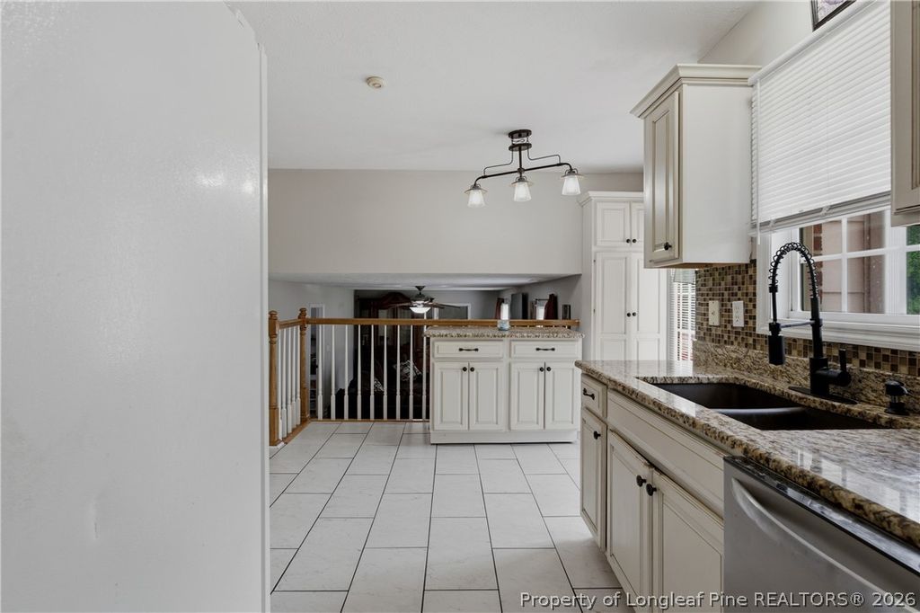817 Hobson Road, Raeford, NC 28376 — photo 11