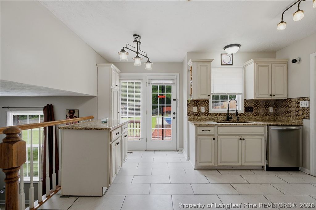 817 Hobson Road, Raeford, NC 28376 — photo 12