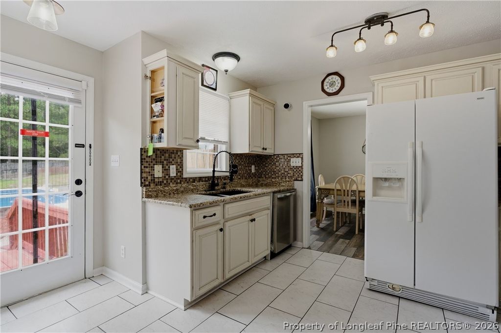817 Hobson Road, Raeford, NC 28376 — photo 13
