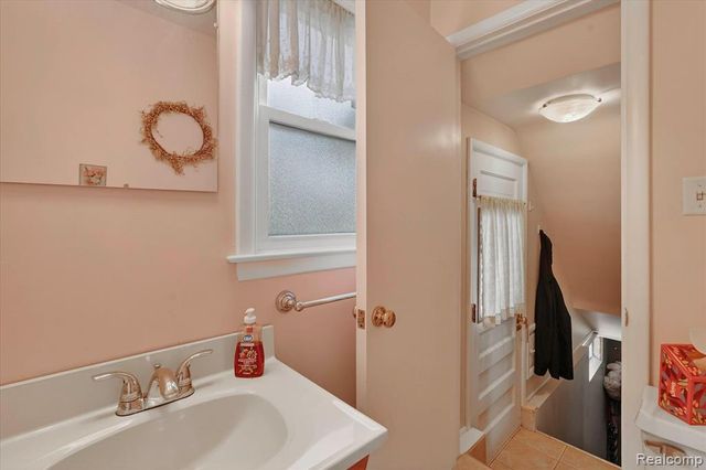 3318 Norwood Drive, Flint, MI 48503