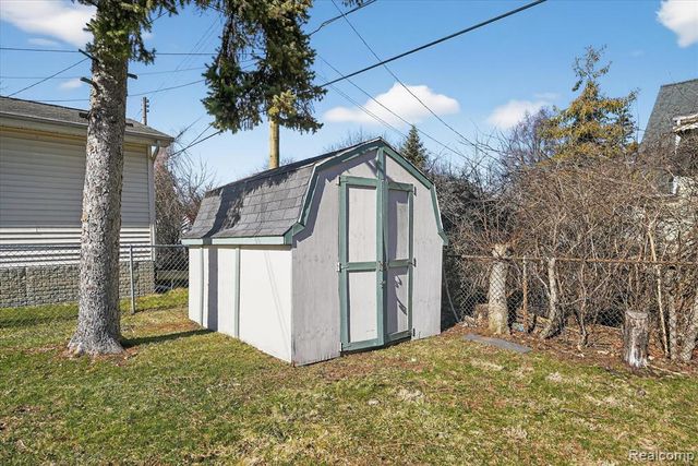 3318 Norwood Drive, Flint, MI 48503