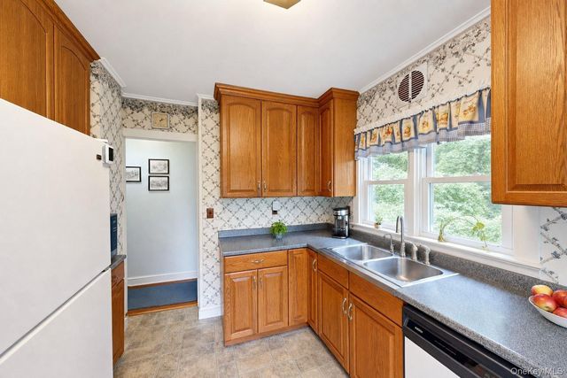 41 Richardsville Road, Carmel, NY 10512