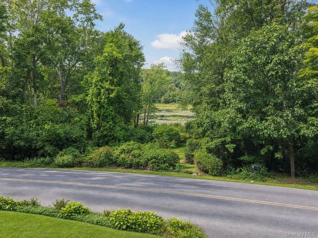 41 Richardsville Road, Carmel, NY 10512