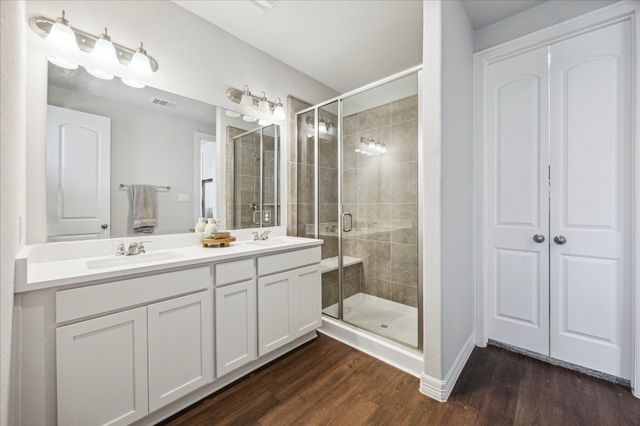 1502 Upland Glen Way, Houston, TX 77043