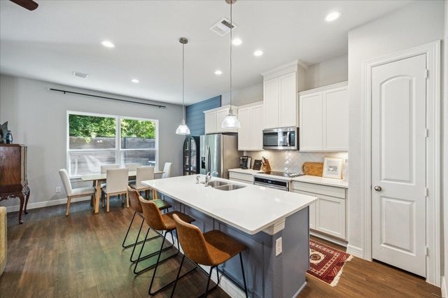 1502 Upland Glen Way, Houston, TX 77043