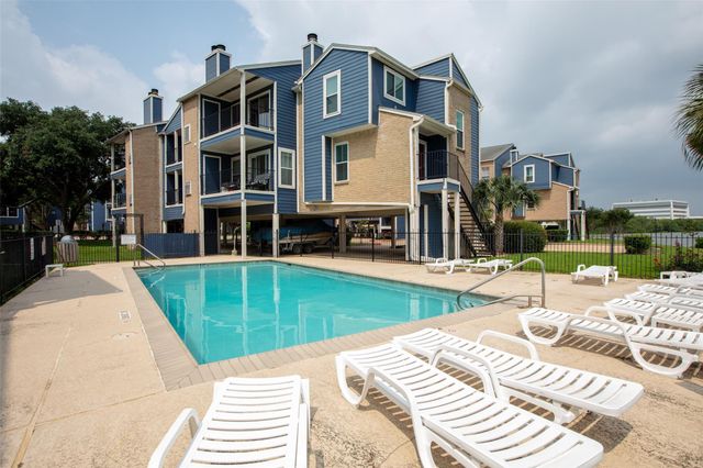 18515 Egret Bay Boulevard 803, Houston, TX 77058