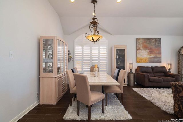 914 Grassy Meadows, San Antonio, TX 78258