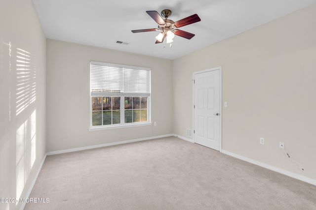 516 Sophee Lane, Lakewood, NJ 08701