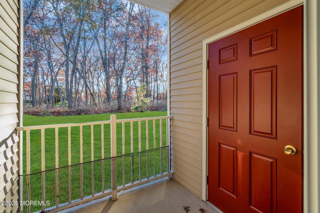 516 Sophee Lane, Lakewood, NJ 08701