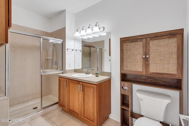 516 Sophee Lane, Lakewood, NJ 08701