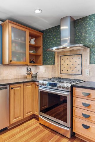 2633 Humboldt Avenue S 201, Minneapolis, MN 55408