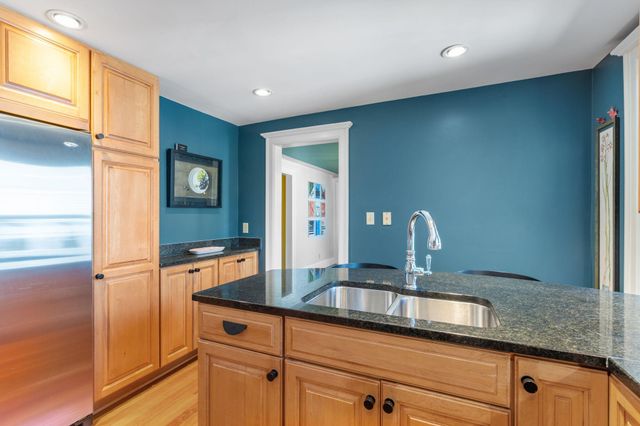 2633 Humboldt Avenue S 201, Minneapolis, MN 55408