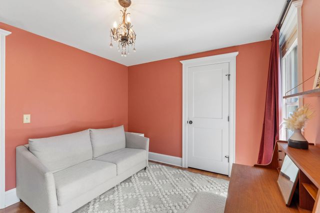 2633 Humboldt Avenue S 201, Minneapolis, MN 55408