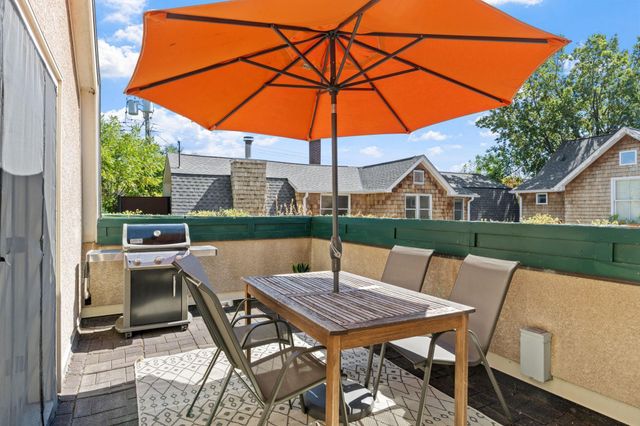 2633 Humboldt Avenue S 201, Minneapolis, MN 55408
