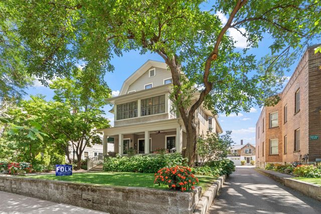 2633 Humboldt Avenue S 201, Minneapolis, MN 55408
