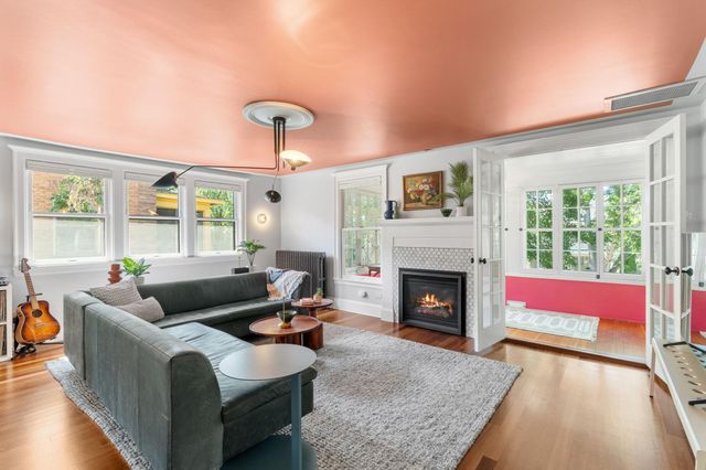 2633 Humboldt Avenue S 201, Minneapolis, MN 55408