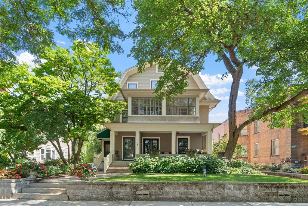 2633 Humboldt Avenue S 201, Minneapolis, MN 55408 — exterior
