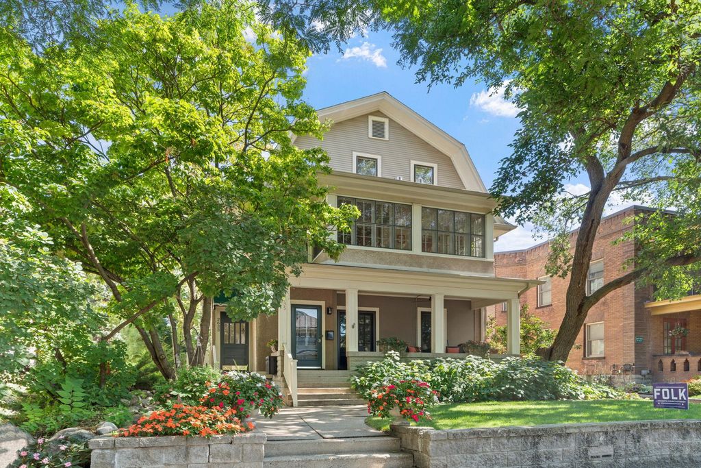 2633 Humboldt Avenue S 201, Minneapolis, MN 55408 — photo 2