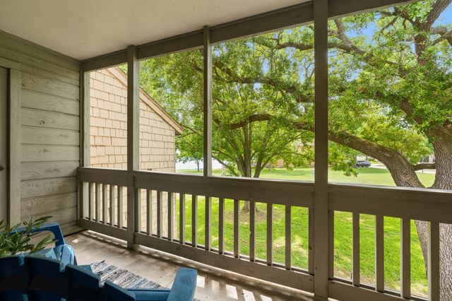 1924 Clipper Court, Willis, TX 77318