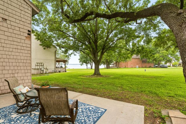 1924 Clipper Court, Willis, TX 77318