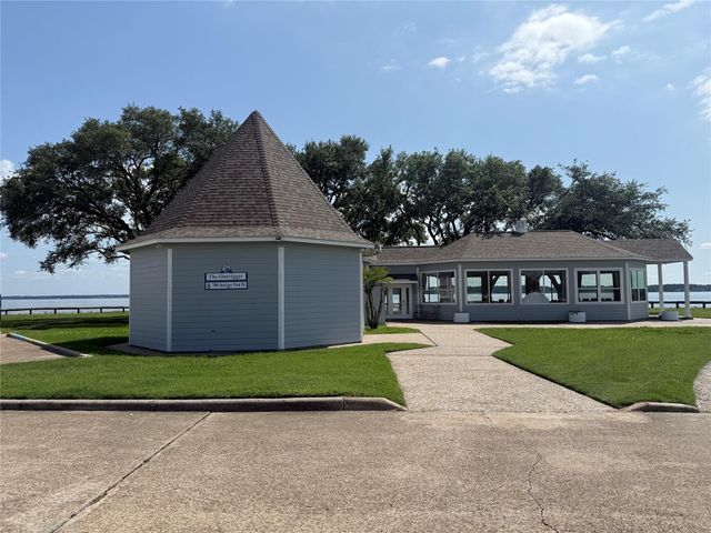 1924 Clipper Court, Willis, TX 77318