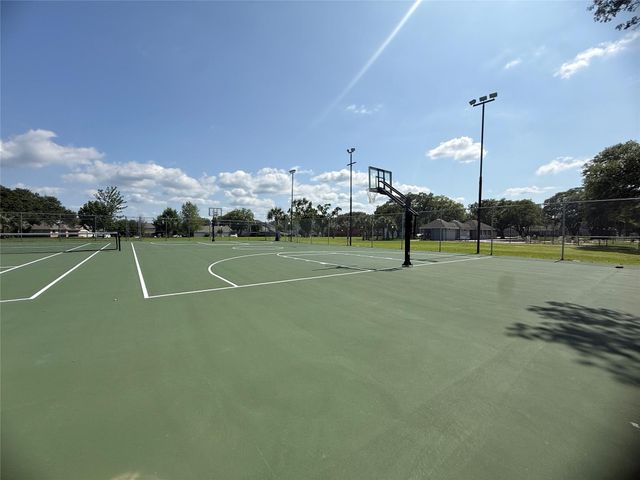 1924 Clipper Court, Willis, TX 77318