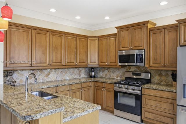 2925 NW 126th Ave 303-1, Sunrise, FL 33323