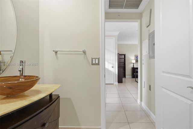 2925 NW 126th Ave 303-1, Sunrise, FL 33323