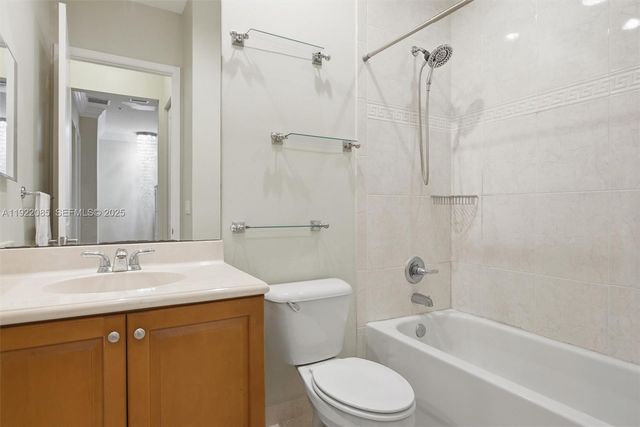 2925 NW 126th Ave 303-1, Sunrise, FL 33323